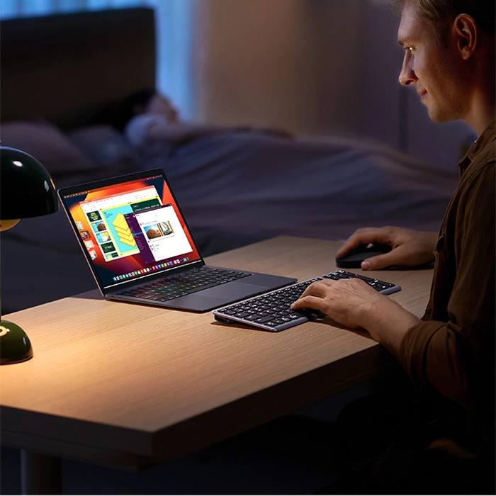 Bezprzewodowa Klawiatura Membranowa UGREEN KU005 2.4G+BT (Srebrno-czarna)