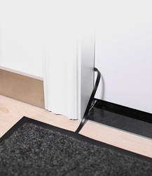 Ugreen płaski kabel przewód internetowy sieciowy Ethernet patchcord RJ45 Cat 6 UTP 1000 Mbps 3 m czarny (NW101 50186)