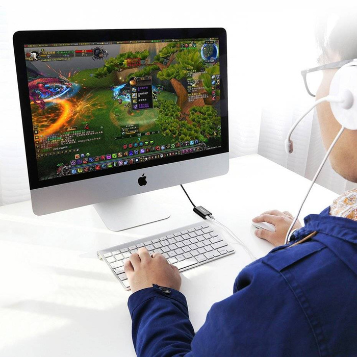 Ugreen externe Soundkarte Musikadapter USB - 3,5 mm Miniklinke 15 cm weiß (US205 30143)