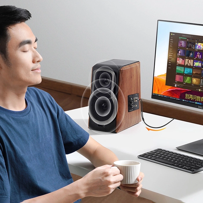 Ugreen kabel przewód audio 3,5 mm mini jack - 2RCA 1,5m czarny (AV116)